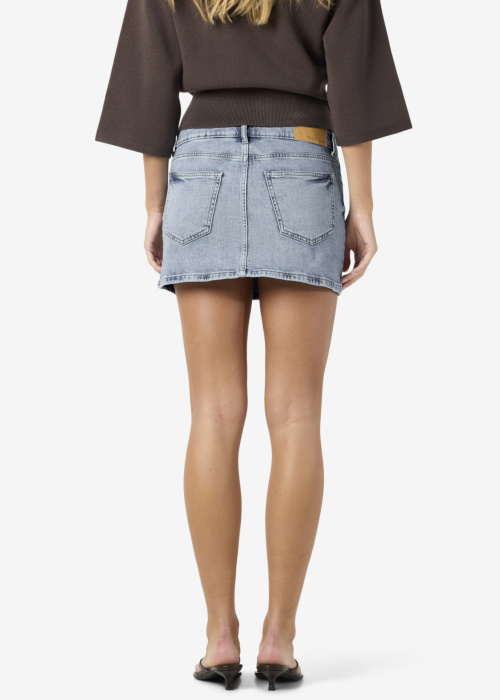 Noisy May teksaseelik Nila