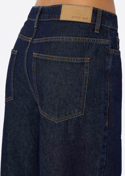 Джинсы Alexa Noisy May