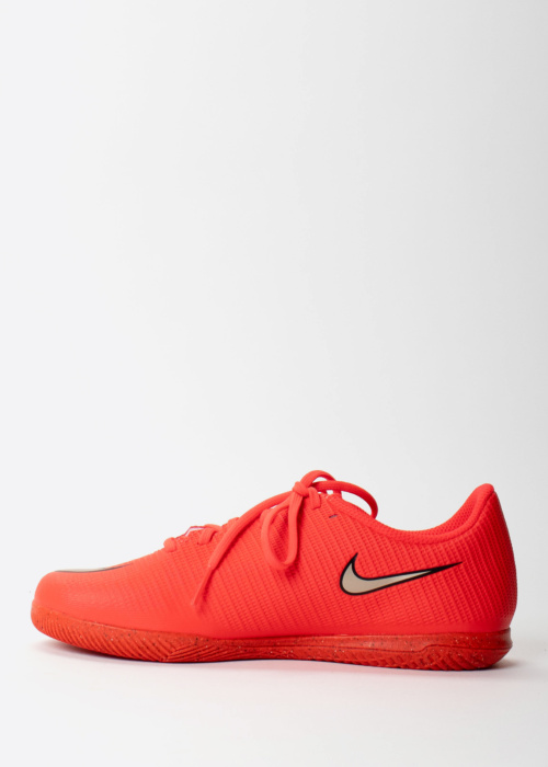 Nike jalgpallijalatsid Jr Vapor 17 Club Ic