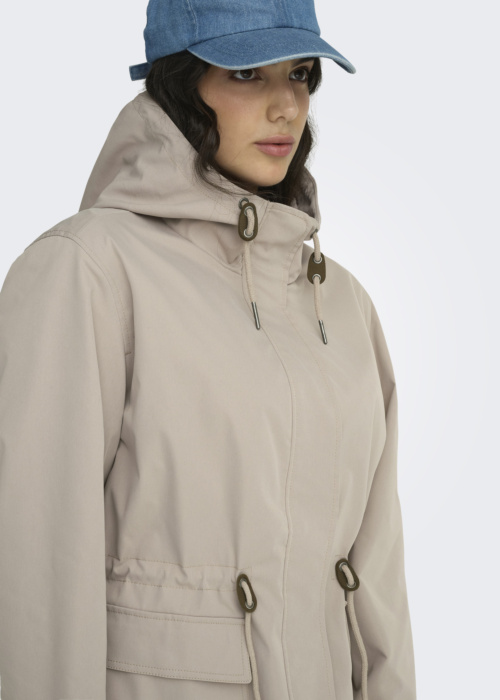 Only Carmakoma kevad-sügisparka Louise