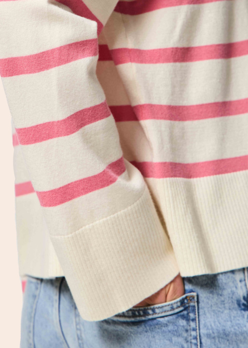 Свитер Sia Pieces