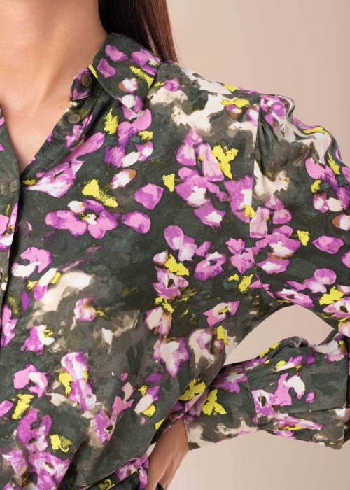 b.young särkkleit Josa