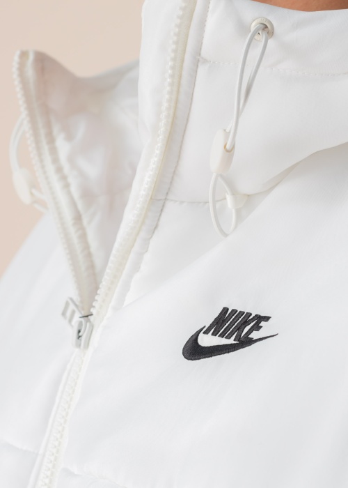 Зимняя куртка Nike