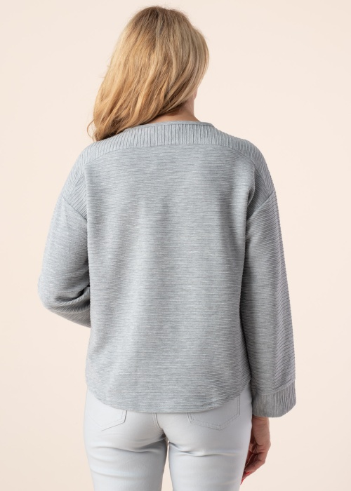 b.young kampsun Rillas