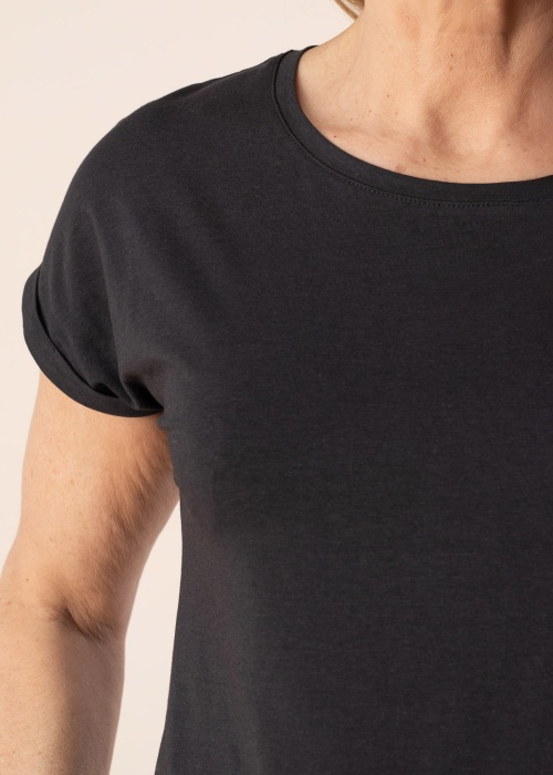 b.young T-särk Pamila