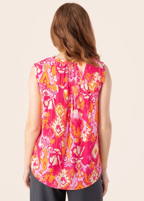 b.young pluus Jacqueline