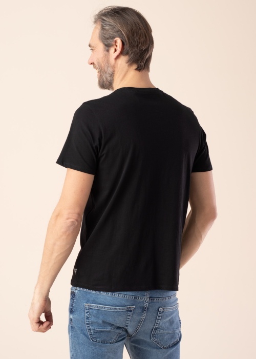 Футболка Guess