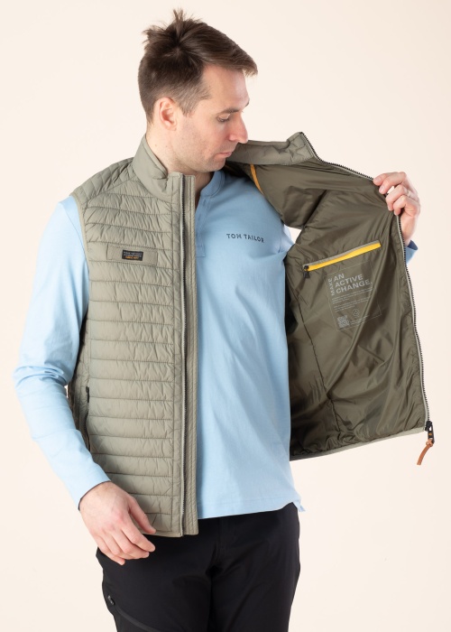 Жилет Camel Active