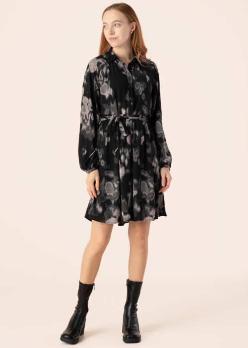 Selected kleit Damina