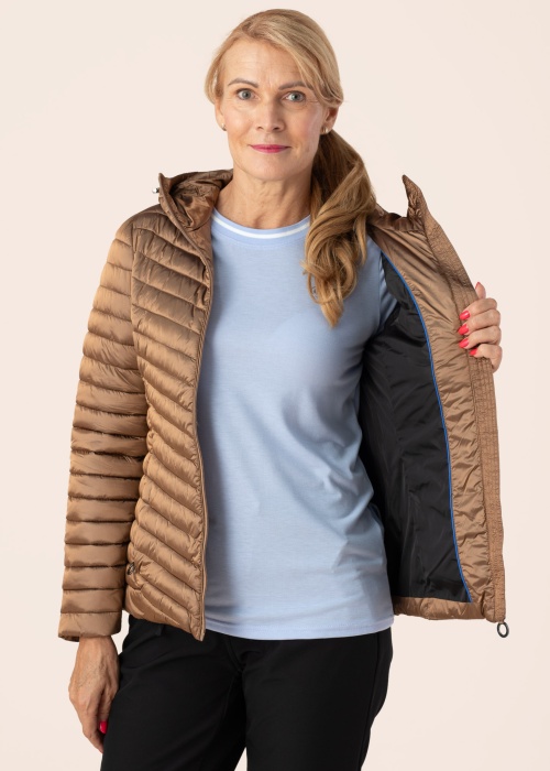 Весенне-осенняя куртка Hauho Luhta