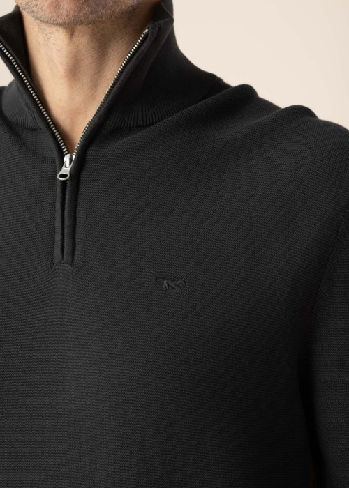 Mustang kampsun Everett