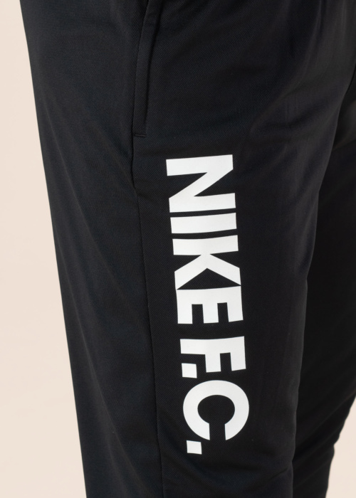 Спортивные штаны Nike