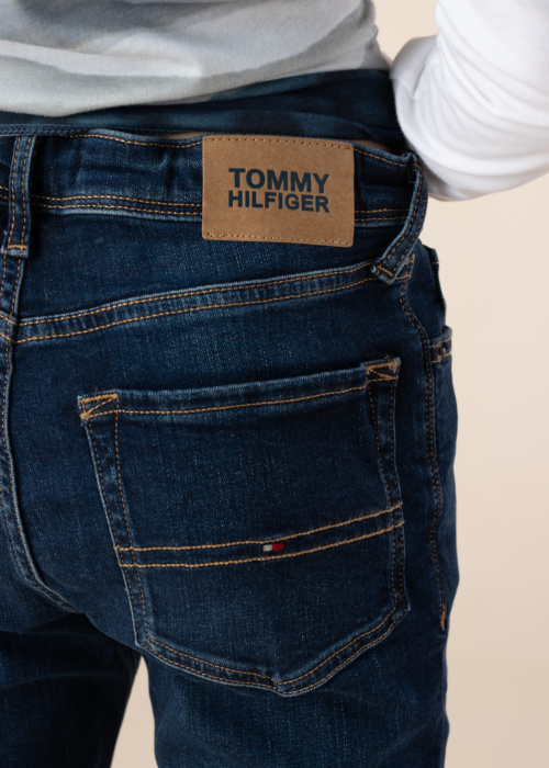 Джинсы Tommy Hilfiger