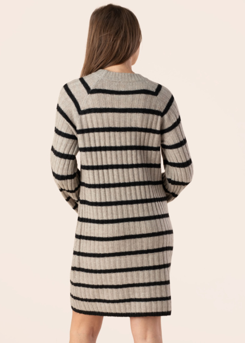 Вязаное платье Marianne b.young