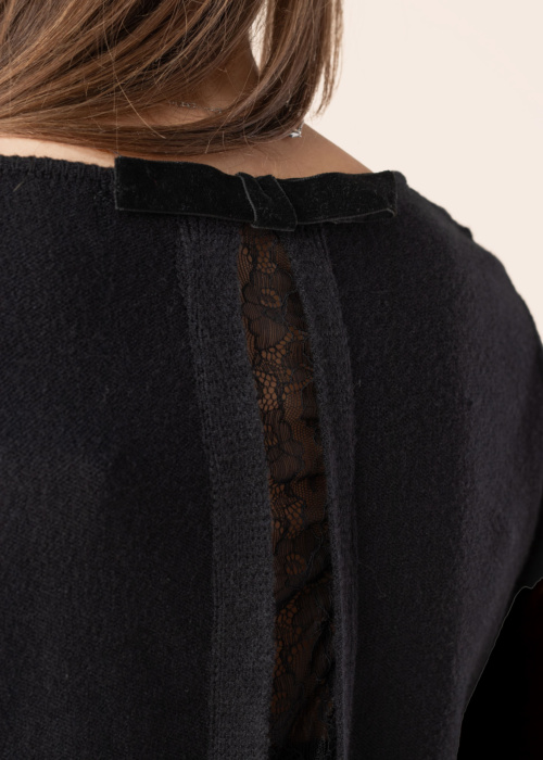 Molly Bracken kampsun