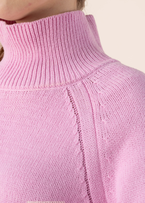 Noisy May kampsun Alisa