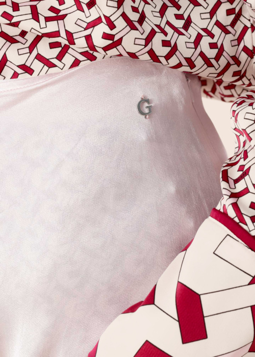 Guess seelik Venusta