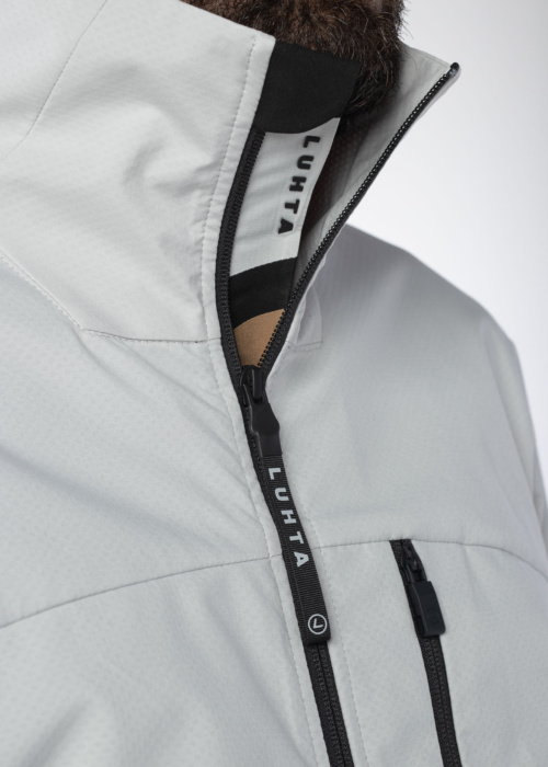 Весенне-осенняя куртка Kannus Luhta