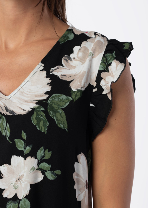 b.young pluus Joella