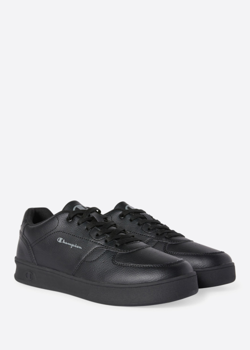 Champion tennised Newman