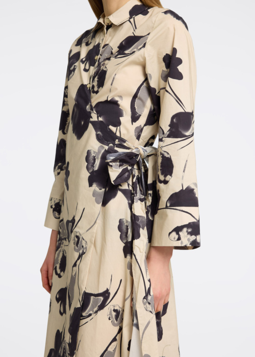 Selected kleit Aviana