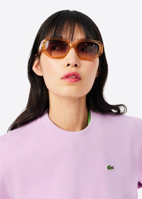 Lacoste pusa