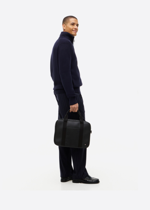 Tommy Hilfiger arvutikott Foundation
