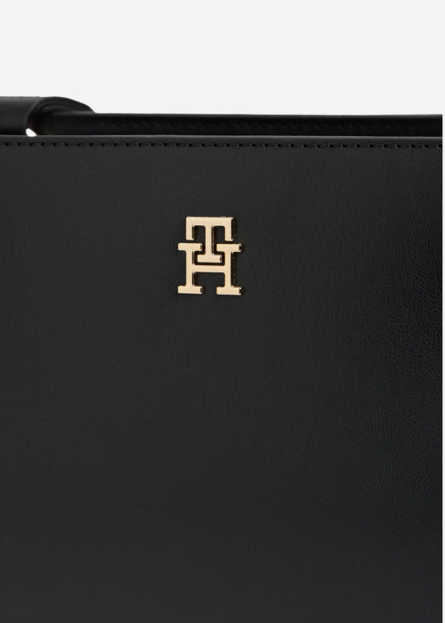 Tommy Hilfiger käekott Joy