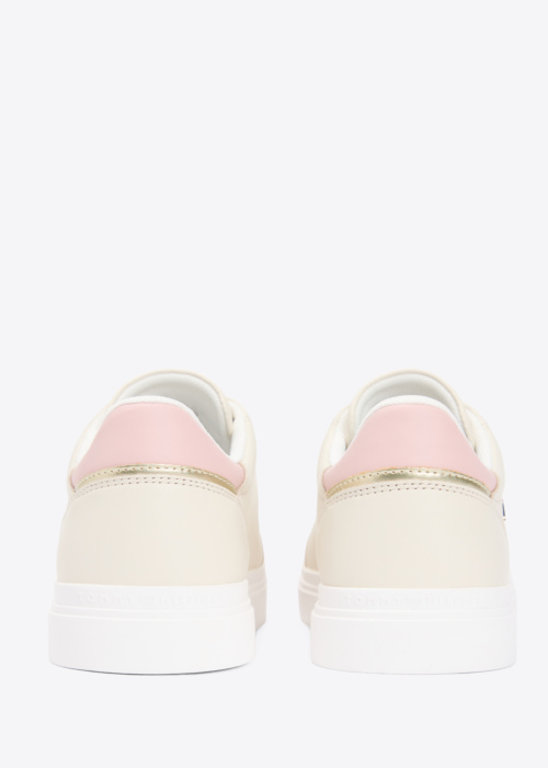 Tommy Hilfiger tennised Chic