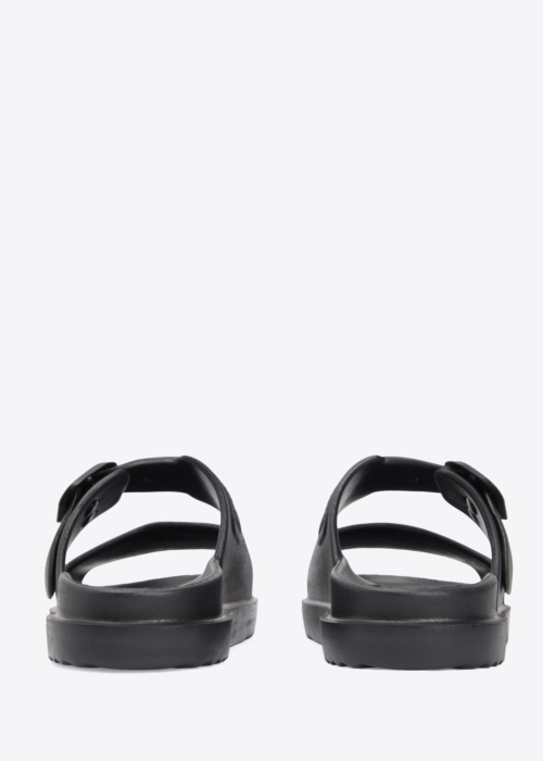 Tommy Hilfiger basseiniplätud