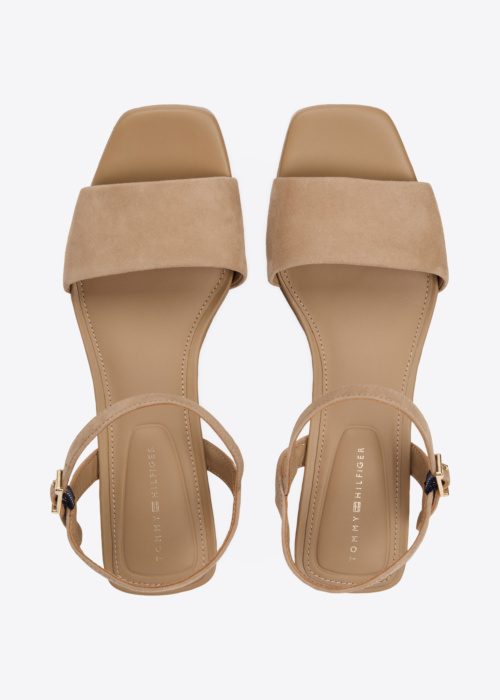 Tommy Hilfiger kingad