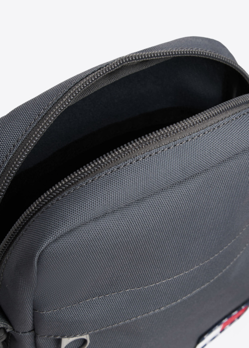 Сумка Ess Daily Tommy Jeans