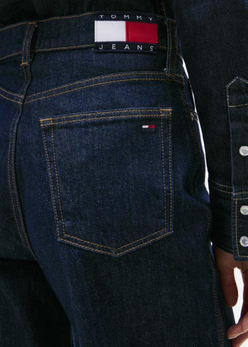 Джинсы Tommy Jeans