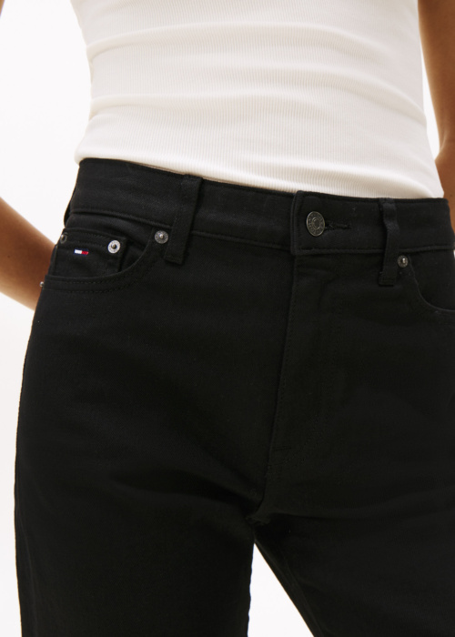 Джинсы Tommy Jeans