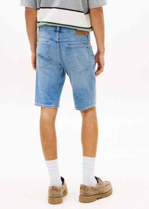 Джинсы Tommy Jeans