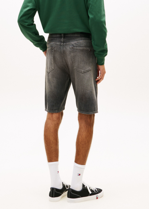 Джинсы Tommy Jeans