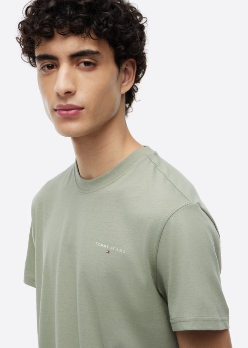 Футболка Tommy Jeans