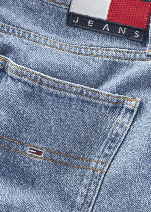 Джинсы Tommy Jeans