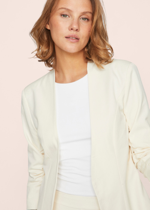 Vila pintsak Her New