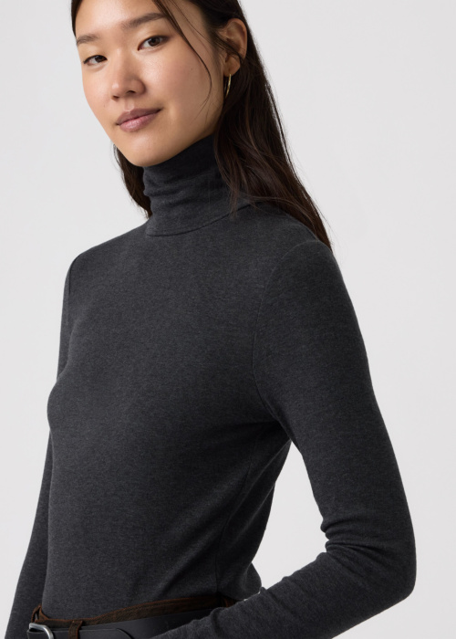 Levi's pluus Sheer Layering Turtleneck