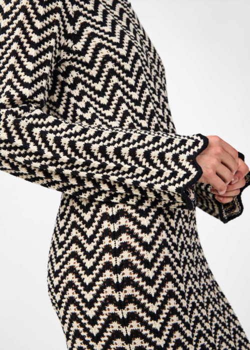 Платье Whiz YAS