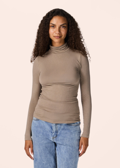 Блуза Woola YAS