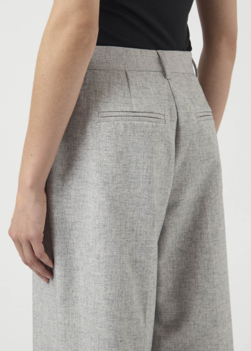 Брюки со стрелками Riu YAS