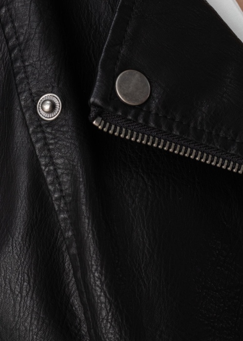 Noisy May tagi Rebel