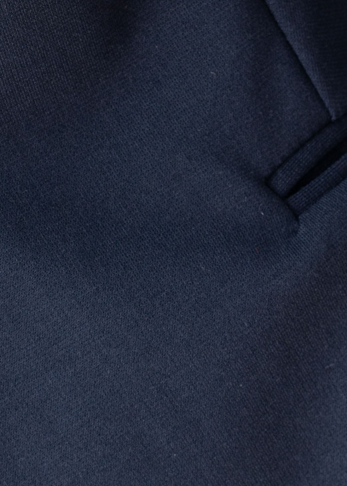 b.young jakk Rizetta