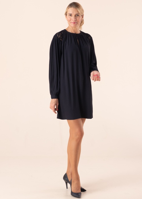 Esprit pidulik kleit