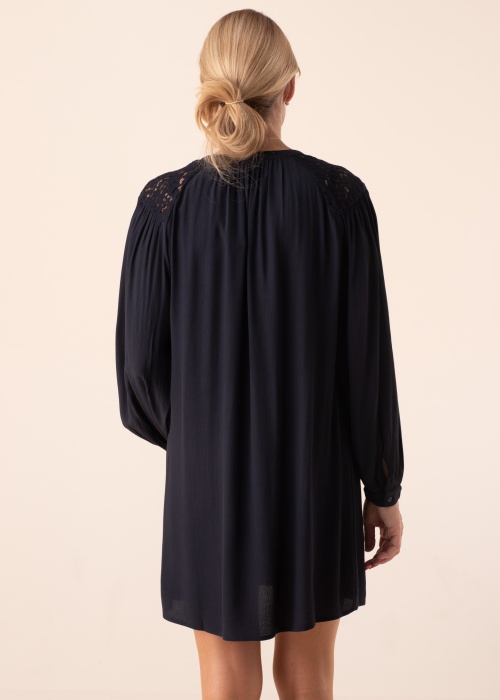 Esprit pidulik kleit