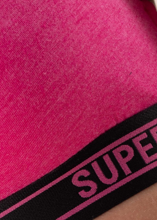 SuperDry rinnahoidja