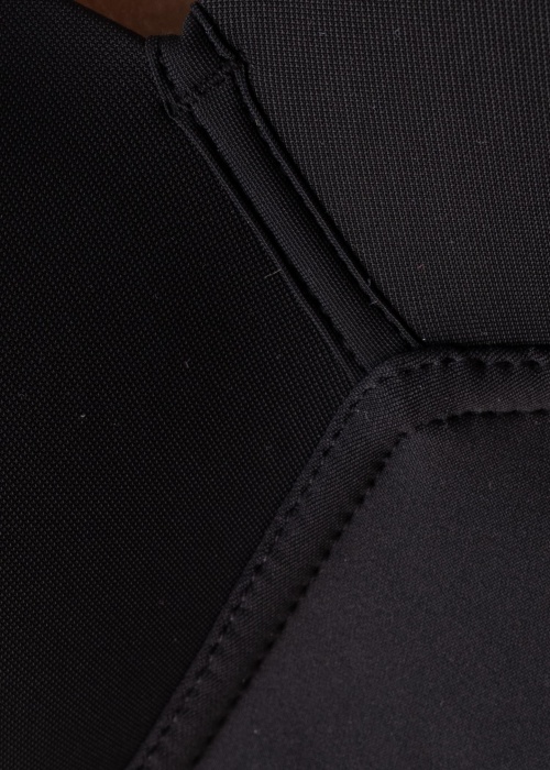 Naturana rinnahoidja