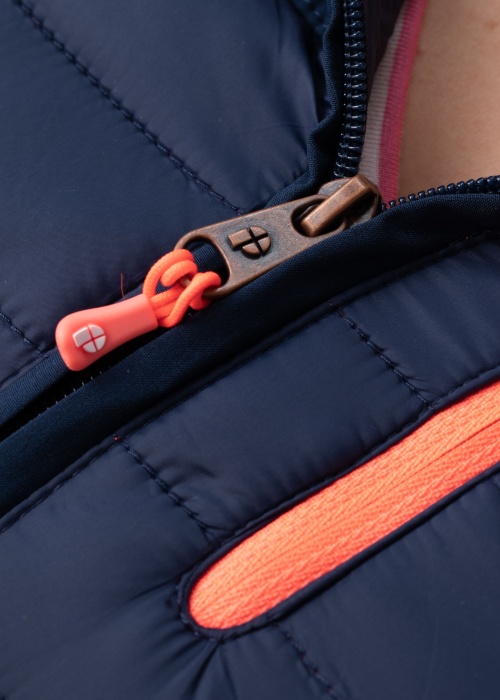 Protest kevad-sügis jope Aaliyah